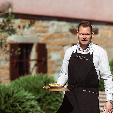 Touristfarm - Apartments "Red Fairytale" Marezige Εξωτερικό φωτογραφία