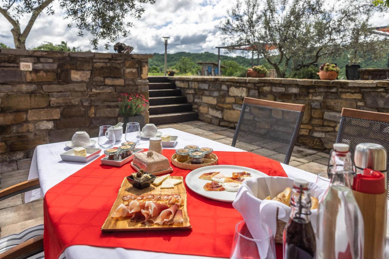 Touristfarm - Apartments "Red Fairytale" Marezige Εξωτερικό φωτογραφία