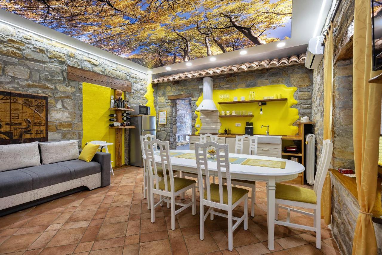 Touristfarm - Apartments "Red Fairytale" Marezige Δωμάτιο φωτογραφία